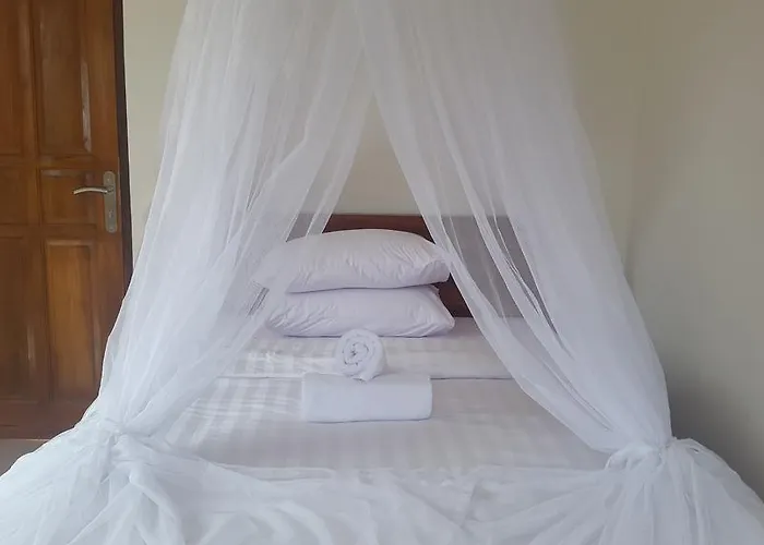 Bed & Breakfast Meme Royak 3*